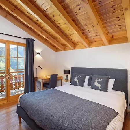 Шале Belle Vue - Alpine Charm With A View To Remember Riddes