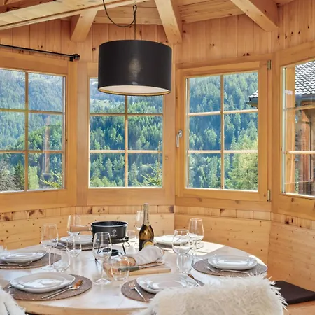 Belle Vue - Alpine Charm With A View To Remember *